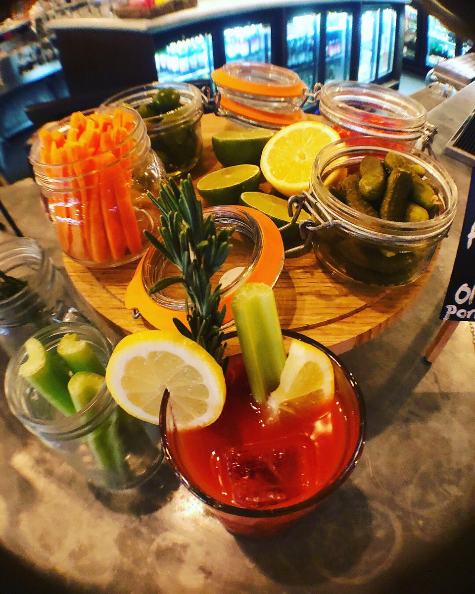StnTavern's tweet photo. Bloody Mary time here every Sunday with our build your own bar 🍅🌶 #BloodyMary #Cambridge #CB1 #Sunday @CamWhatsOn https://t.co/ETLqztmXp4