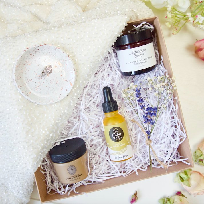 We're offering 15% off our luxury Sparkler gift box!! ‘Sparkler’ includes a lavender &amp; chamomile skin balm, cuticle oil, hand painted copper ring dish &amp; a high quality ring polish to keep that new dazzler as radiant! Enter SPARKLER15 on checkouthttp://bit.ly/2k0raWq