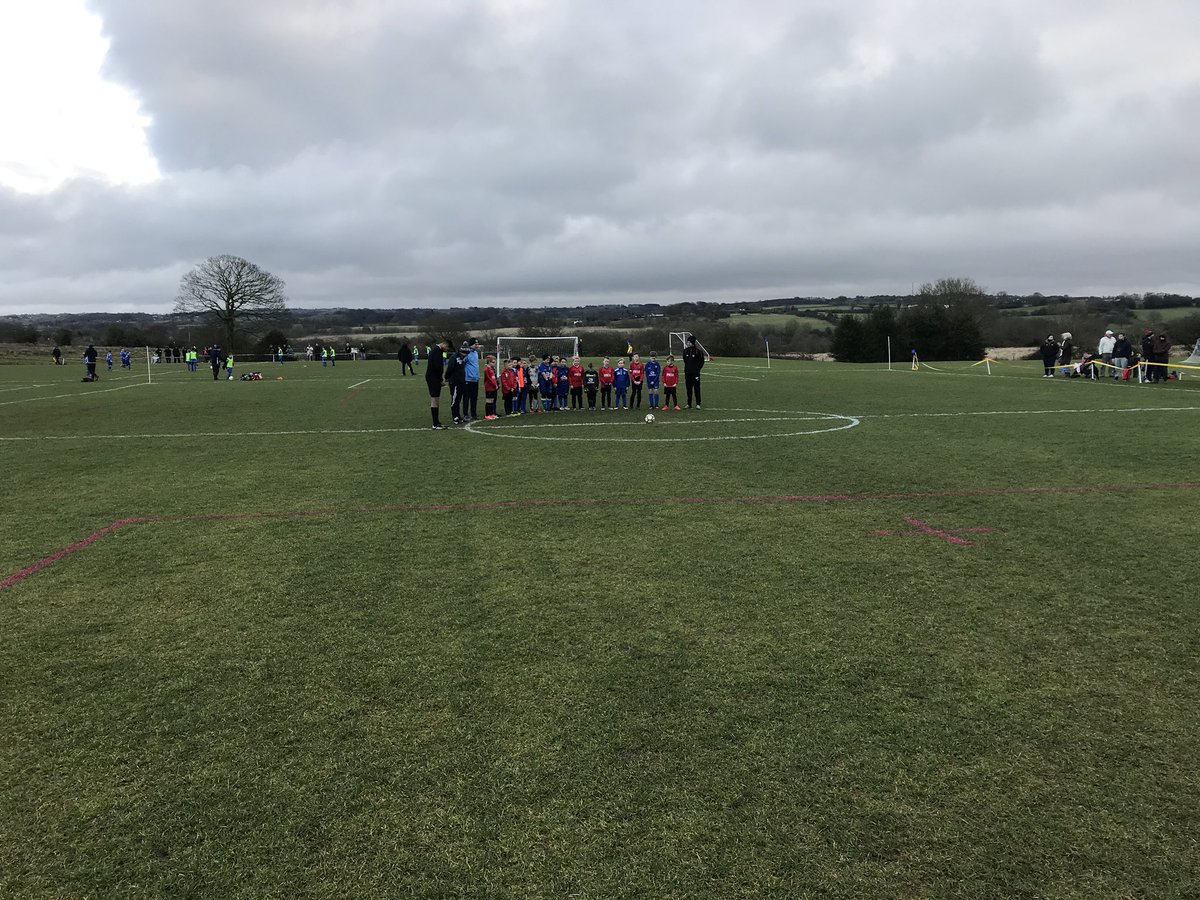 BlurtonReds's tweet photo. 1 minute silence for Dylan before the game between Kidsgrove Athletic U9s and Blurton Reds U9 @KidsgroveAthAc #mbrfc https://t.co/ccIxv3Ro0k
