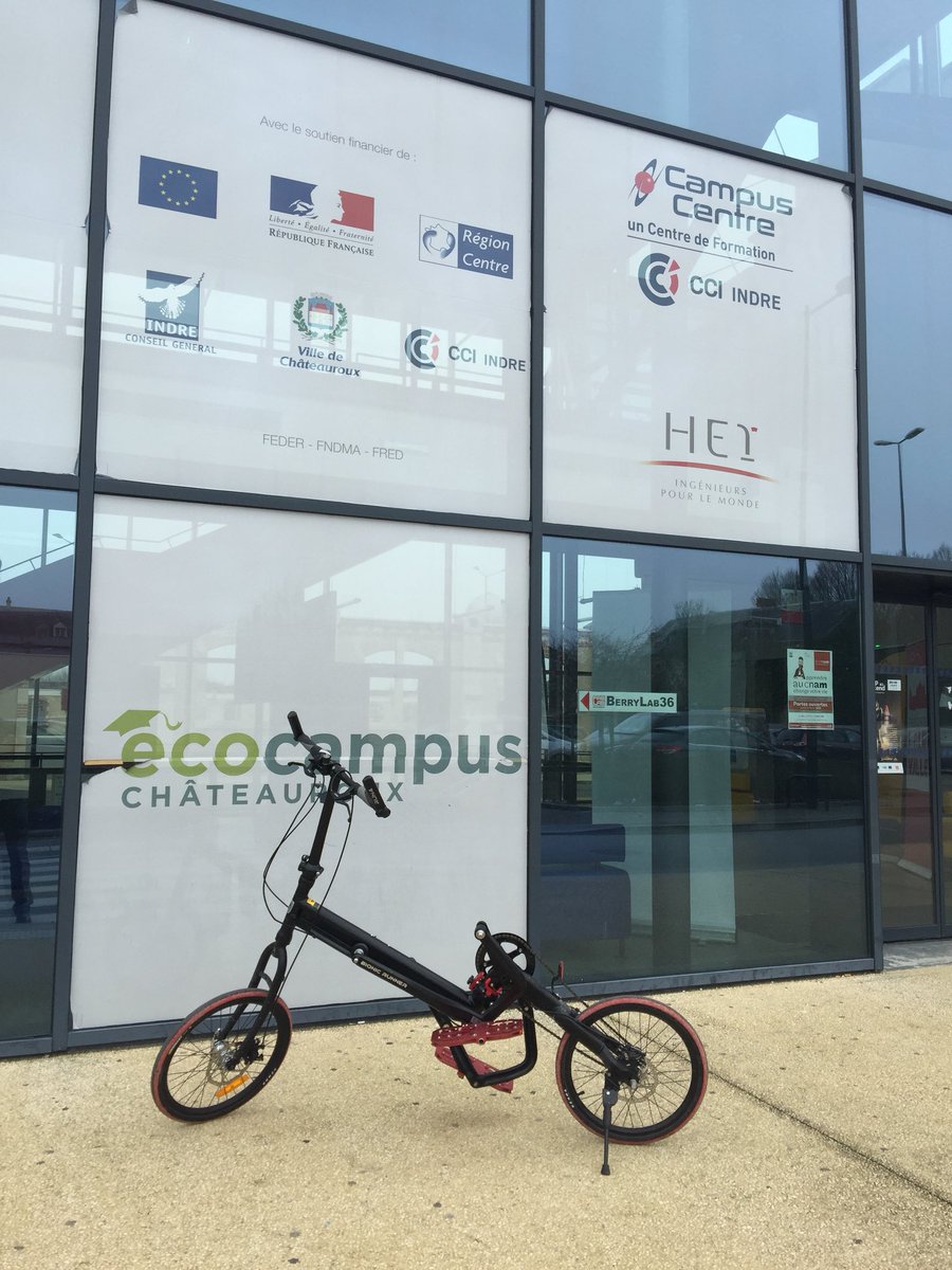 BEtrained's tweet photo. Startepeuses startepeurs besoin de s’aérer avant les pitchs ?! C’est le moment d’essayer le BionicRunner! @BEtrained @SwChateauroux36 #SWChtx2018 #bionicrunner https://t.co/vi0R5kFoYk