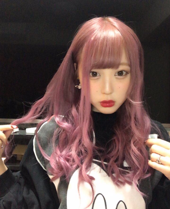 fukurena0924's tweet photo. イメチェンしてきた！ https://t.co/jtpBpsRKhE