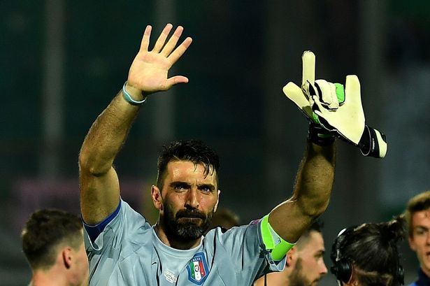 Happy Birthday to legendary Italian keeper Gianluigi Buffon today! 