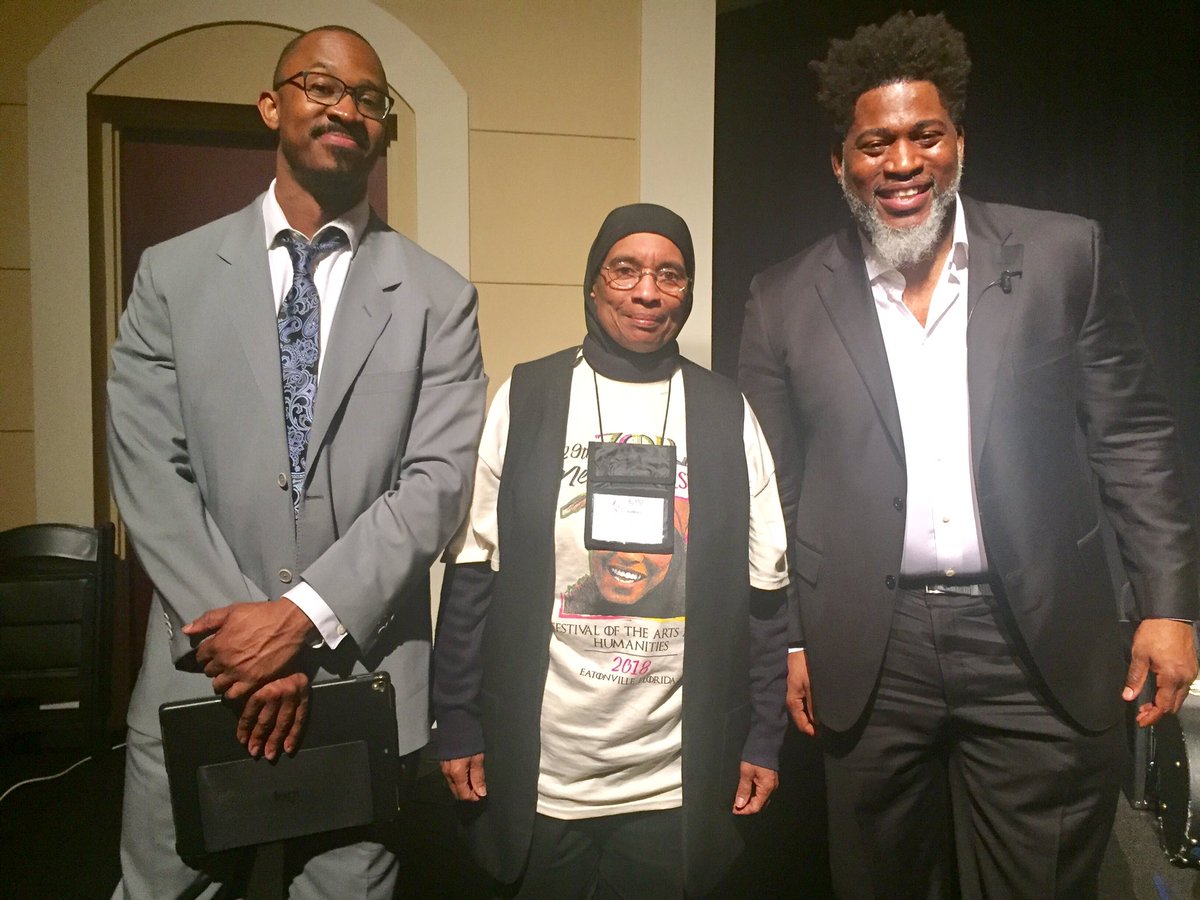 IamSouVenir's tweet photo. RT @zorafestival: Thank you @davidbanner for your conscience conversation! Keep inspiring the masses👊🏾 #ZORAFEST18 https://t.co/LJfCkZ76oP