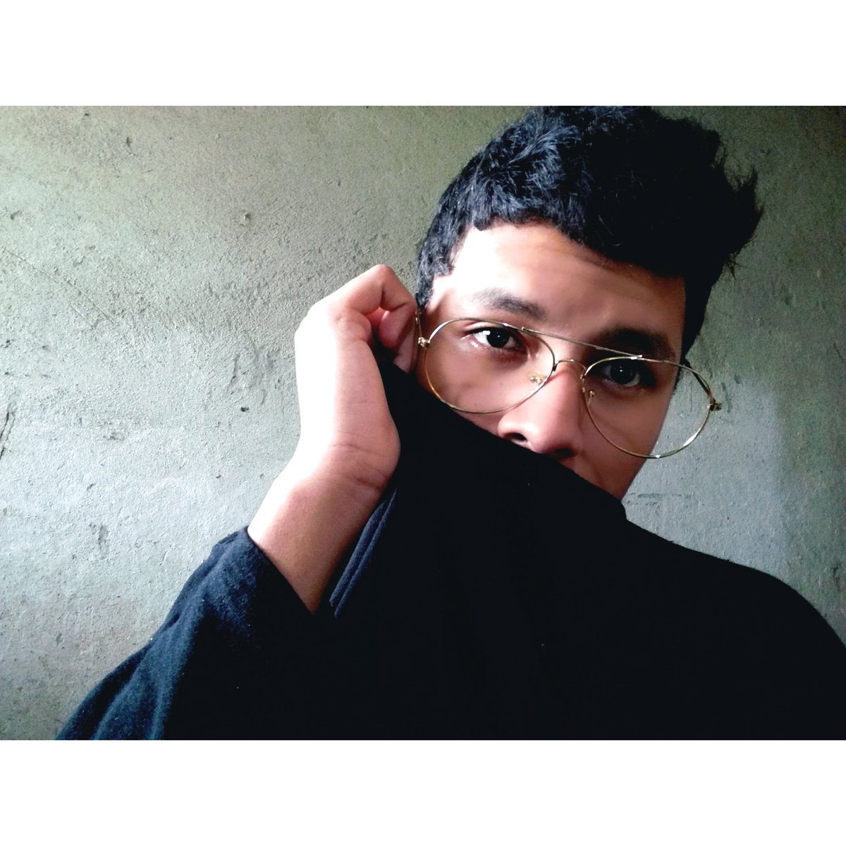 VBlogs1's tweet image. #TwitterBestFandom