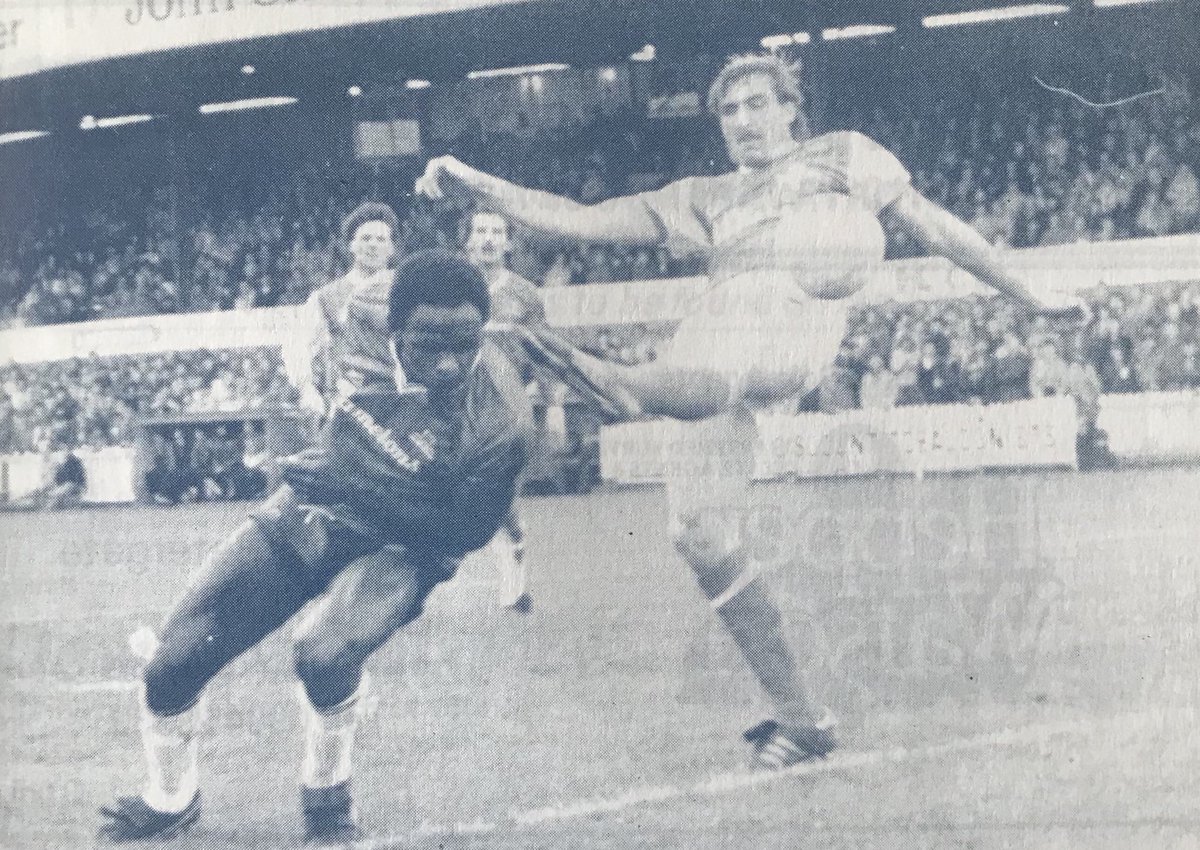 YfrontFanzine's tweet photo. Keith Walwyn putting his head in where others would fear to put a foot! #ycfc https://t.co/5KARP1FFxg