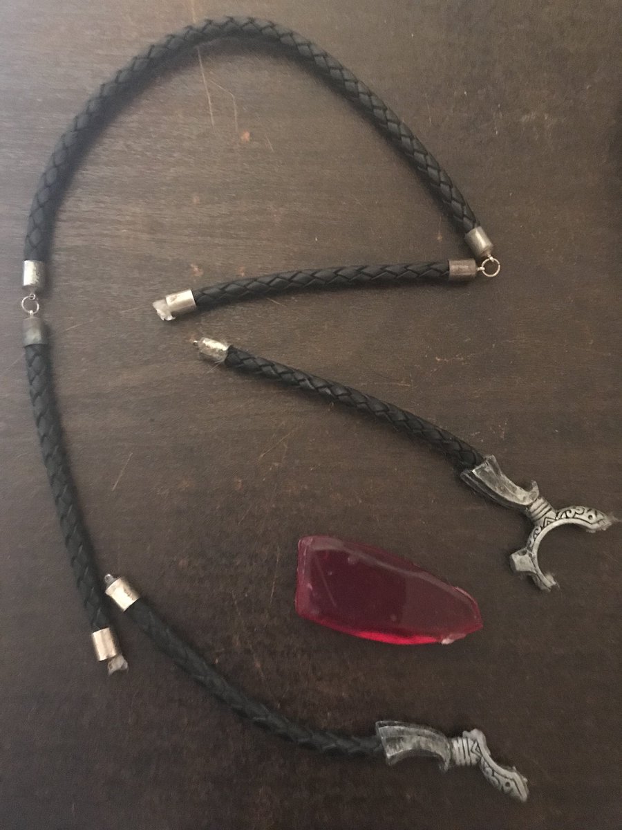 AlisonDawn_'s tweet photo. It was a lot messier than the picture let on. We found our friend not too far from where the picture was taken. Don’t think I ever want to go back, but alas, we have our tool. May look like some rock / necklace trinket but i: so much more. https://t.co/DXVHhDjoRM