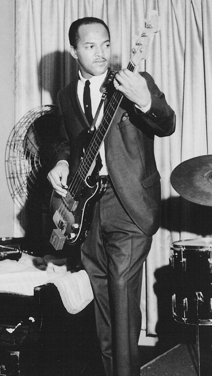 Happy Birthday James Jamerson (January 29, 1936 - August 2, 1983) bass player.
 