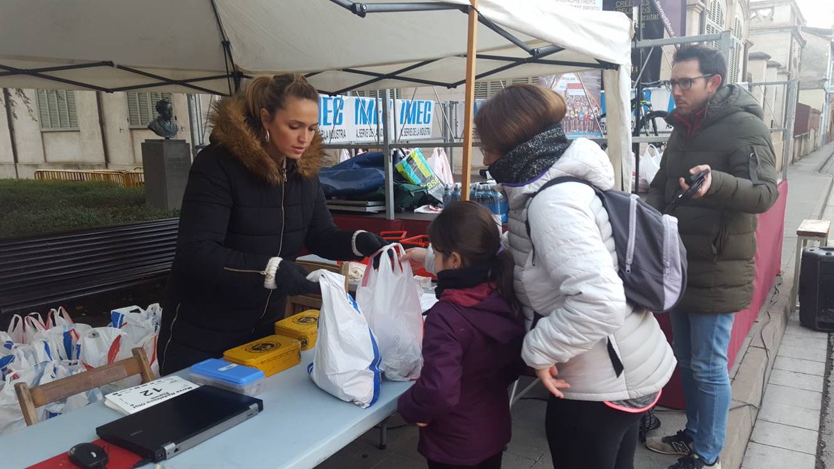 elgarrotxi_cat's tweet photo. Començen les inscripcions de la Marxa Nadalenca #Garrotxa #Olot @Olotuit https://t.co/Ovy5UBpinI