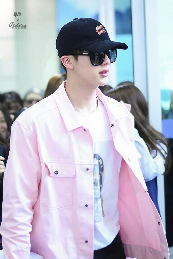 Slayaidan's tweet photo. everytime i am reminded of jin in baby pink i am ready to sell my virginity https://t.co/kzN6Gc10eq