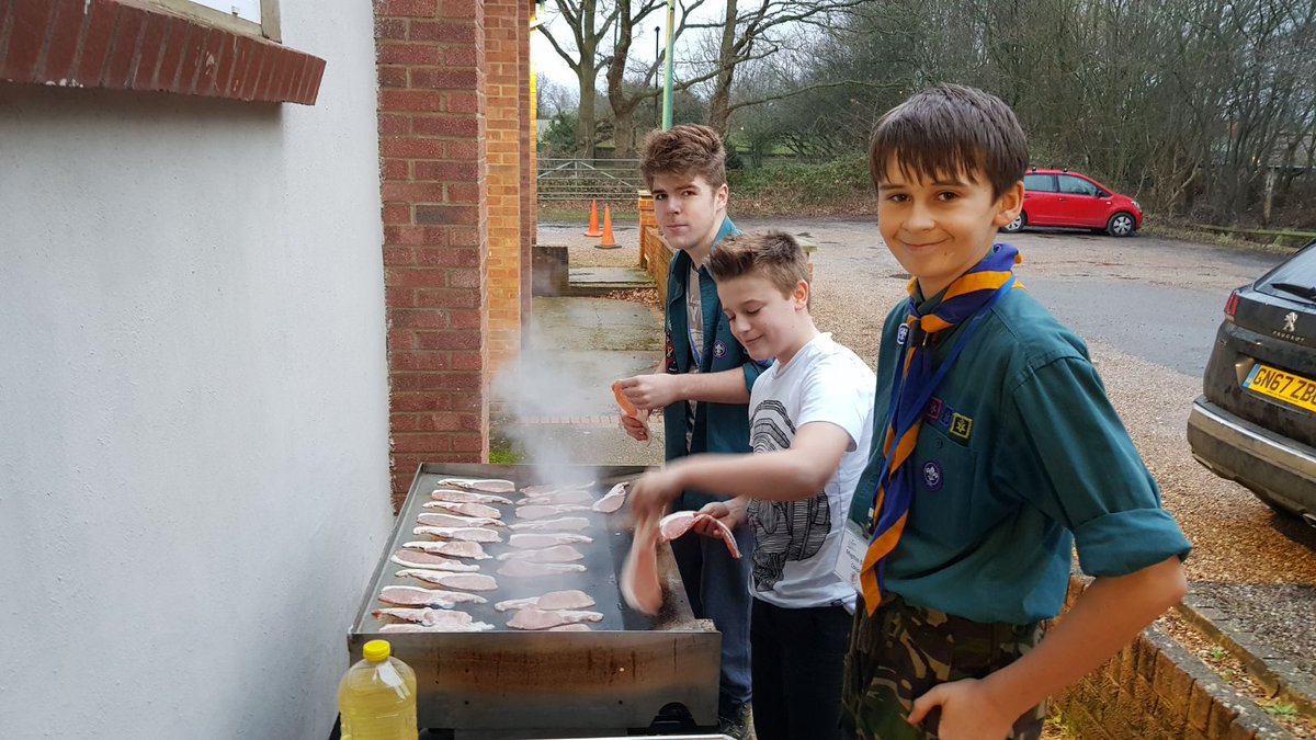 jambounit66's tweet photo. Good Morning! Bright and early start, definitely need some bacon to wake up!
#unit66 #uk24wsj #WSJ2019 #surreyscouts https://t.co/9w3XY1KqRC