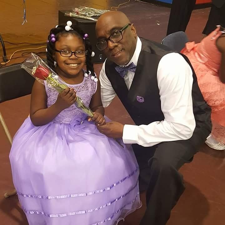 ladylusxious28's tweet photo. @NY1
The father daughters dance!
My dad was blessed with the invite from his grandbaby Zakiyah Aiken!
#ms123 #FATHERDAUGHTERDANCE #GRANDPAANDGRANDDAUGHTER https://t.co/BxVmcaxFeP
