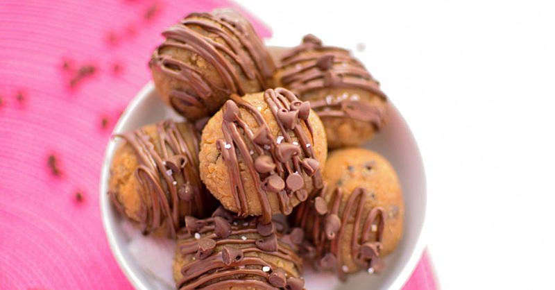 FitnessMagazine's tweet photo. What Nutritionists Eat on Their Cheat Days https://t.co/RqhmIJskmU https://t.co/WpXDm7kPpM