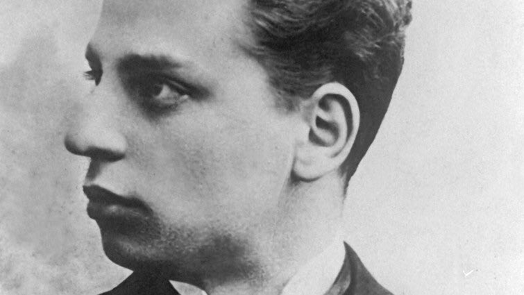 Martina_Pluda's tweet photo. If animals are to share our world, they must enter into it, must they not?They have to conform to our way of life to some degree;have to tolerate it. If they don't(...)their sole connection to us will be to mark the distance that separates them from us #Rilke #animalsinliterature https://t.co/fbwjaoI7vE