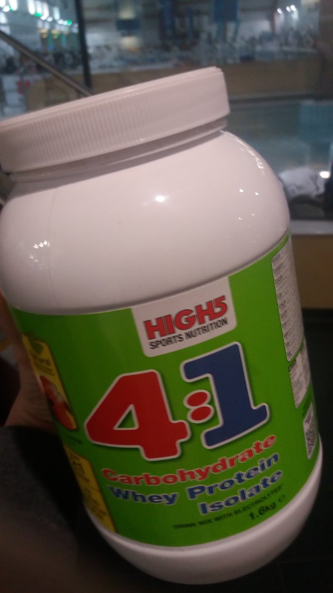 Rod_Freeman12's tweet photo. What's your secret to a winning weekend?@northantsASA @kettering_swim @davdolphinSC @NSC_Swim with @HIGH5Nutrition #swimming #countychamps #corby https://t.co/BdCdvc8UJb
