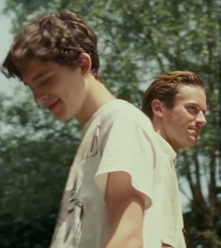 fluttercreature's tweet photo. อดีตชาติ  🍑  ปัจจุบันชาติ

#CMBYN #CMBYNTH #CallMeByYourName
#Armothee #OliverElio
#ArmieHammer #TimotheeChalamet https://t.co/ITXRyJ0hjJ