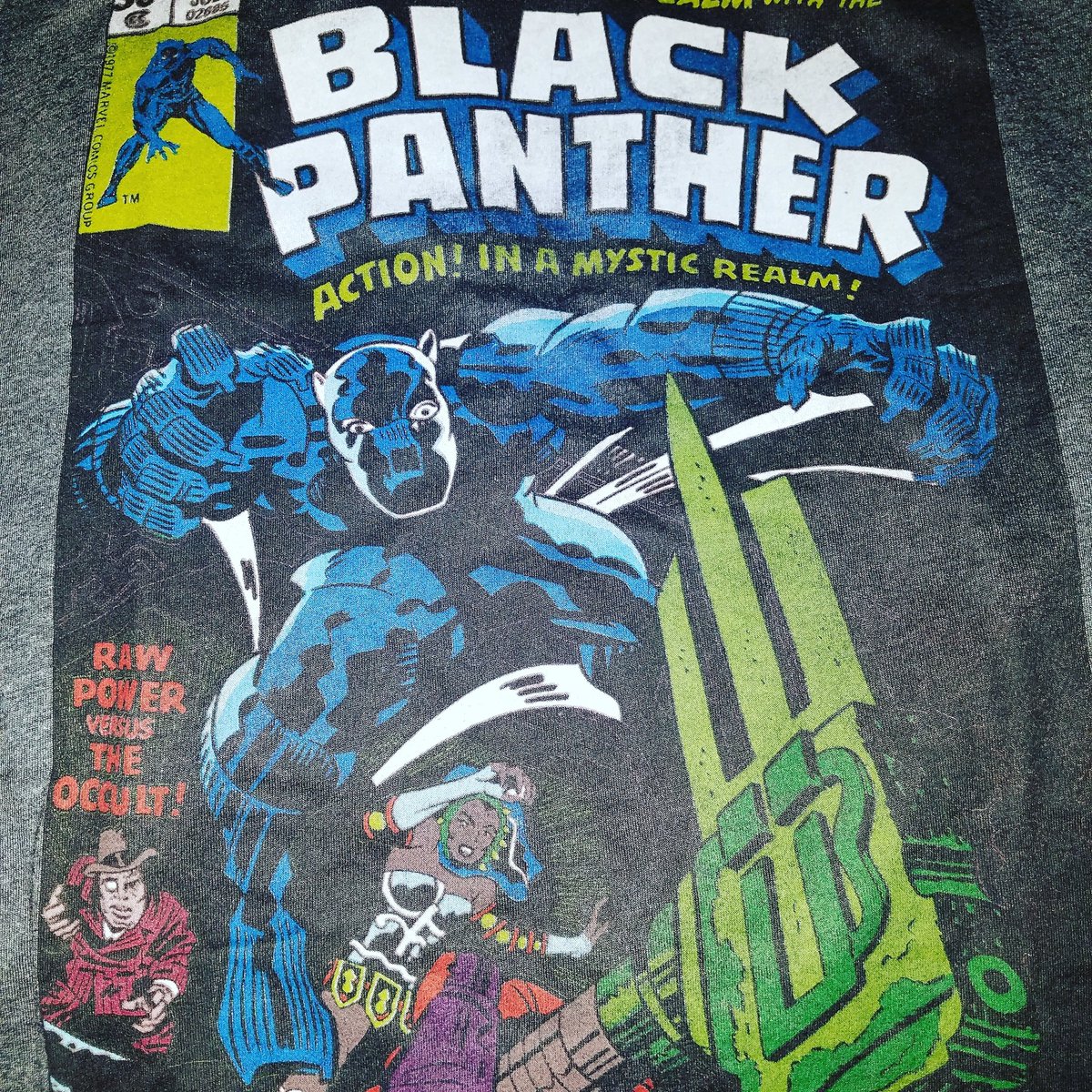 LivingItUpShow's tweet photo. Movie tickets, Collectors T-shirts, Flower, Bling Tiara and Heels  ....The Dynamic Duo  @KCeeDeevaShow 🌟 &amp; #PrincessRobin 👑 are ready to see the long awaited Black Panther movie! #blacksuperhero #livingitup #dynamicduo #unstoppable 🌹💄👠👗💍🕶🎙 https://t.co/YhhbD3nHo0