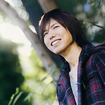HAPPY BIRTHDAY, HIROSHI KAMIYA!
Amazing seiyuu and singer, best voice of the latest years  
