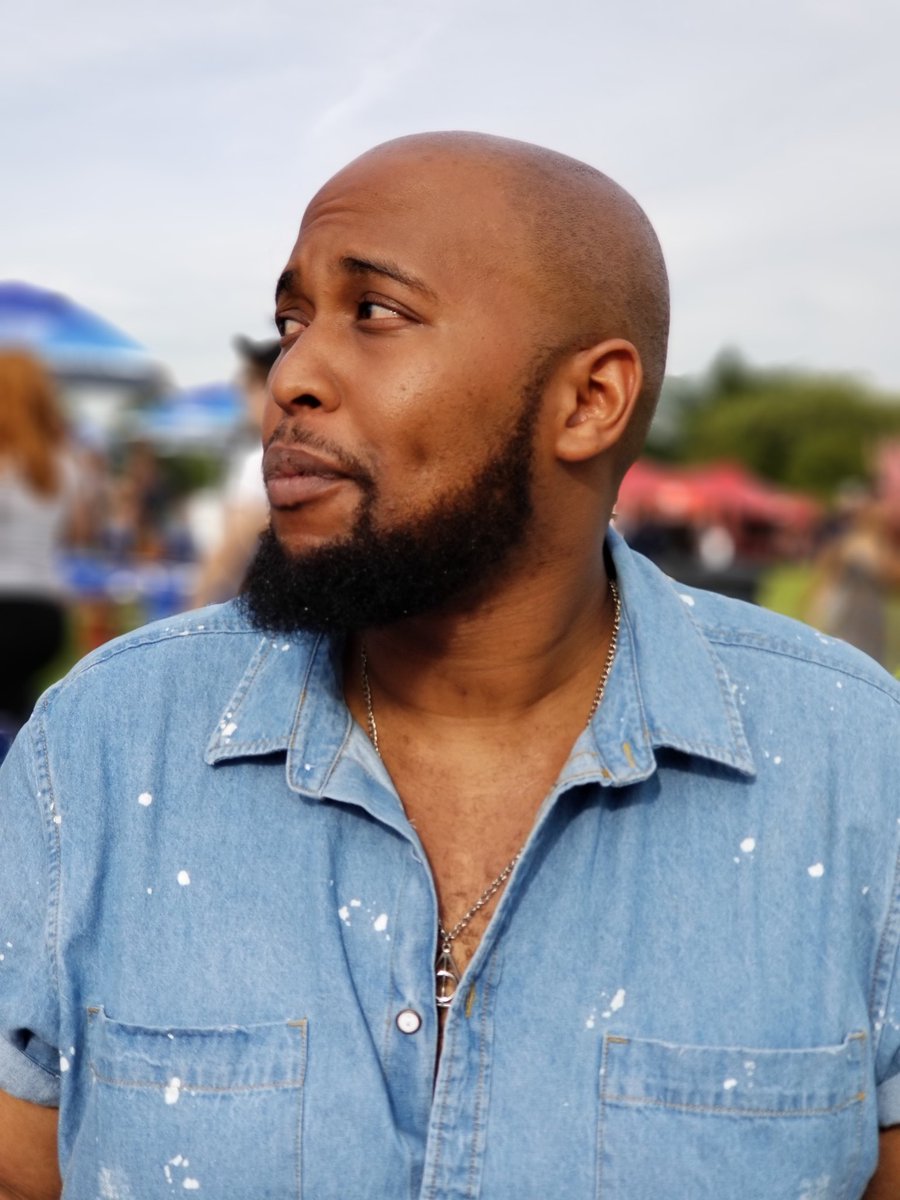 sindivanzyl's tweet photo. *speechless* #ConnectingBeard #BeardGang 🔥🔥🔥 @stolewonder https://t.co/kMwZ7GJNU0