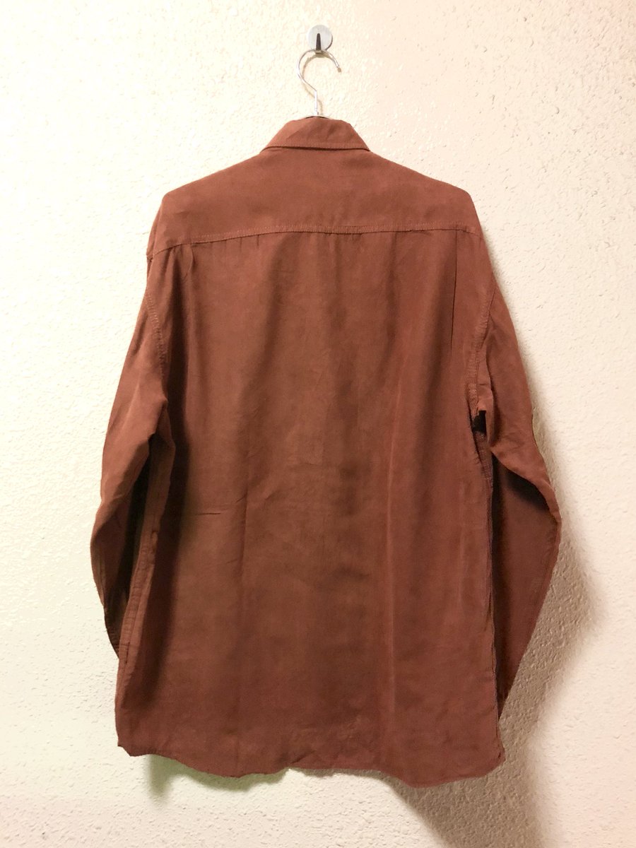 ragla_magla_s's tweet photo. RAGLA MAGLA 下北沢

old "hunting design" fake suede  shirts

¥5,800(tax in)

#raglamagla #shimokitazawa #used #vintage #ラグラマグラ #下北沢 #下北 #古着屋 #古着 #shirts #designshirts #hunting https://t.co/p5aqfAIdlr
