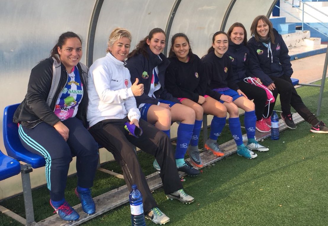 LorcaFeminas's tweet photo. FILIAL | Comenzamos bien temparano con #FutbolFemenino en #Lorca.
En Liga Autonomica Preferente @ffrm_es nuestro BM @LorcaFeminas ‘B’ se enfrenta al líder de la categoría @marmenorfc 
Suerte Campeonas!! https://t.co/nMnk2Odo7r