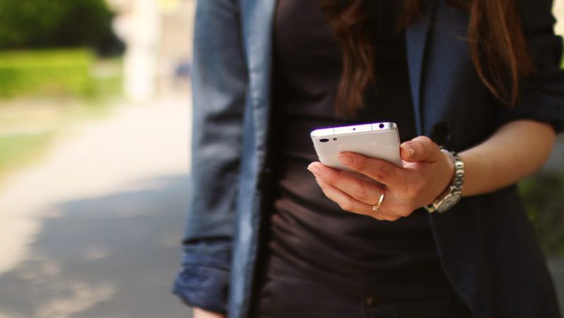 #INTERNET | Este domingo se conmemora el Día de la Protección de Datos. En mayo será obligada la nueva norma europea que regula el tratamiento de datos personales:
📌 Consentimiento para su uso
📌 Derecho al olvido
📌 Multas millonarias

➕INFO cmmedia.es/noticias/mundo… (<a href="/adsuara/">Borja Adsuara Varela ⚖️</a>)