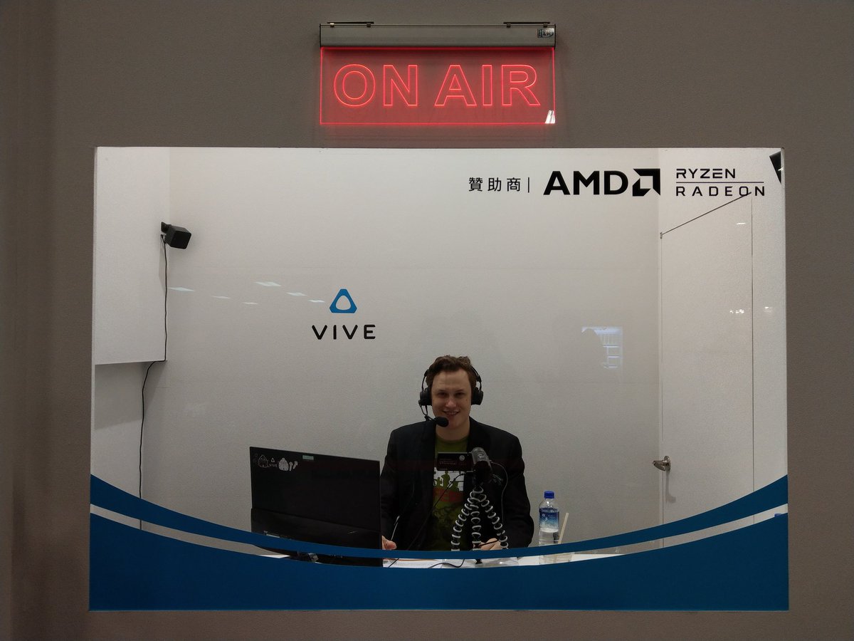 paoyc's tweet photo. Front Defense: Heros Championship at Taipei Game Show 2018: It is so exciting. There are two tie set in the final round. So competitive.....I see VR e-sport will become true soon!!!
#HTCVIVE
#FrontDefenseVR
#TpGS2018
#VRSports https://t.co/AqC8wBasYY