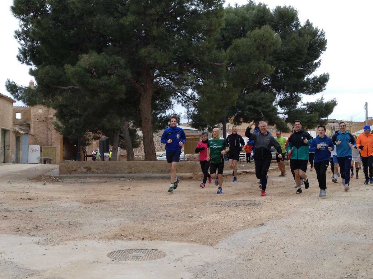 NNGG_ZGZ's tweet photo. Hoy en #Belchite #equiPPazo corriendo apoyando a un luchador nato #yoConIvan defendiendo la libertad y los valores del deporte https://t.co/OCTwnf1y8Y