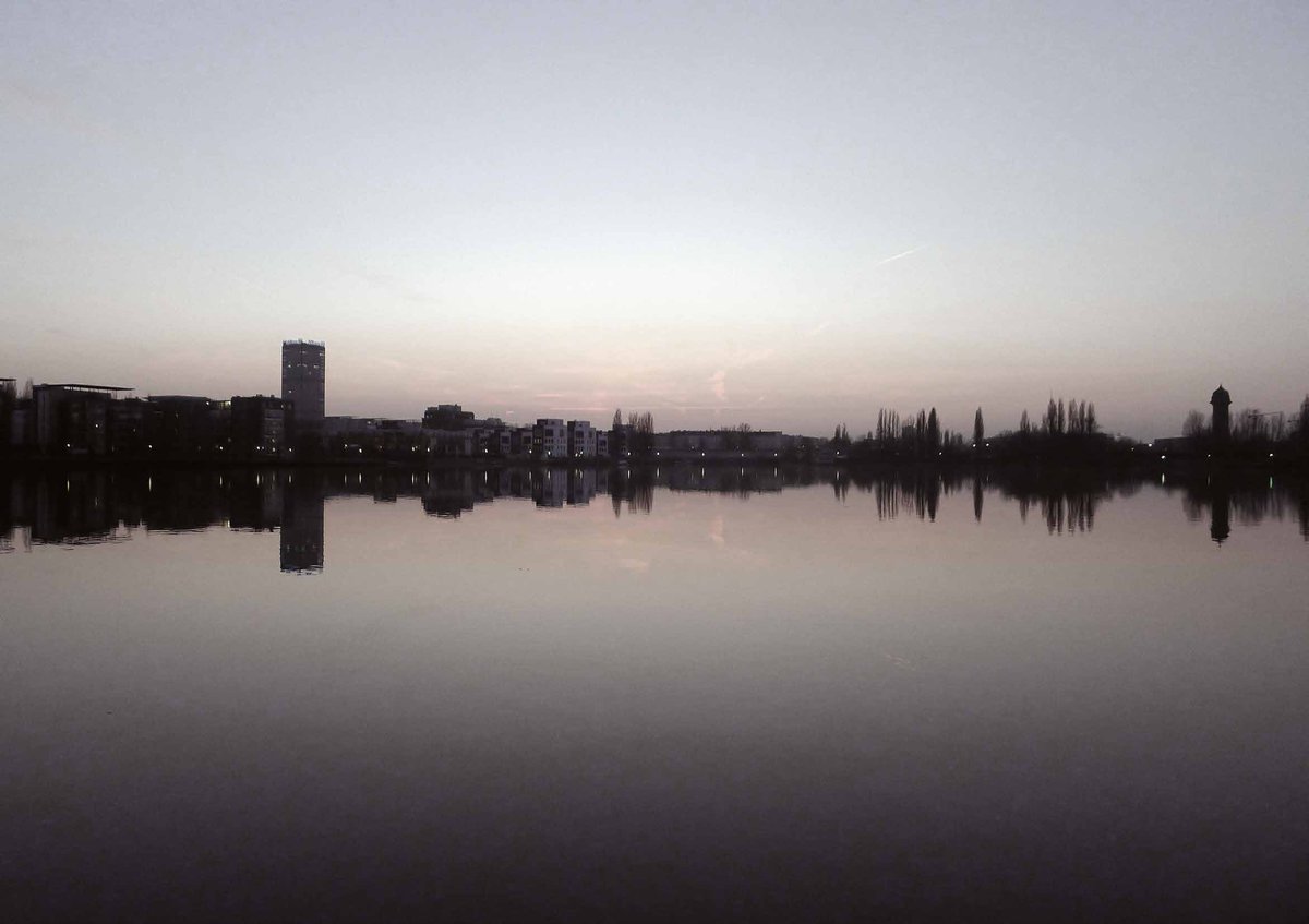 IOTAInstitute's tweet photo. #CitySonicPlaces – a symposium & performance at @CRiSAP2 celebrating the publication of #PeterCusack’s 'Berlin Sonic Places: A Brief Guide'. Programme: https://t.co/Ag1QAFZChC Book: https://t.co/GIxzFJtq6o (with removable, folded map cover). https://t.co/0OhakTdPmv