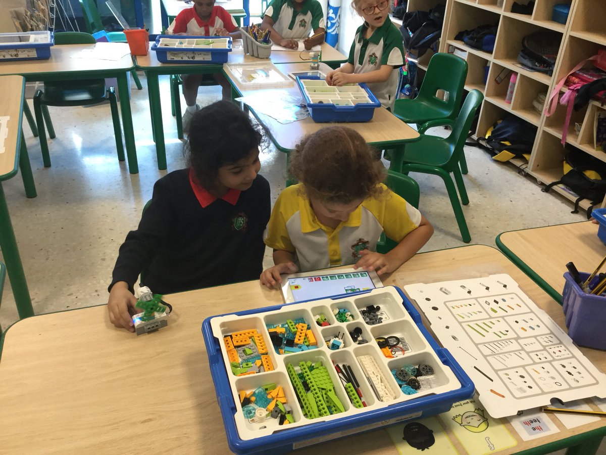 JPS_Year2's tweet photo. WeDo 2.0 LEGO coding in 2F #JPSyear2 #JPScomputing #JPSinnovation #JPSwonder https://t.co/l3DJ0SVbhj