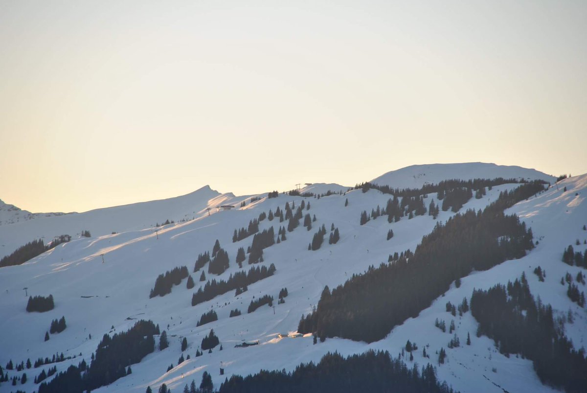 saalbach's tweet photo. We ♥ winter!

#saalbach #homeoflässig https://t.co/Y0CTtywQgr