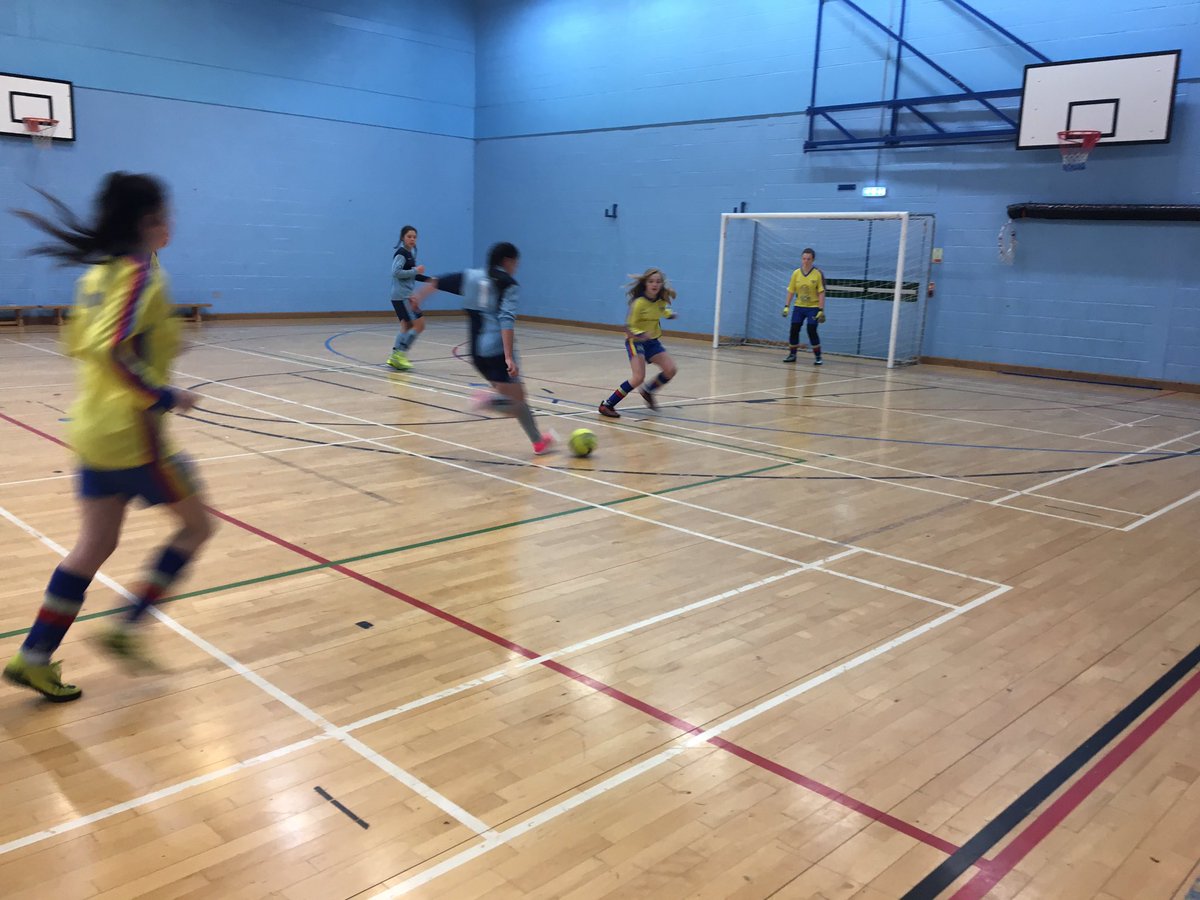 PuryActive's tweet photo. #callinglive from 4th & final week of the @glos_girl_footy winter Futsal league. Abbeymead 0 V 4 Highnam A #thisgirlcan @GlosGirlsCan https://t.co/OI1KMxUcqr