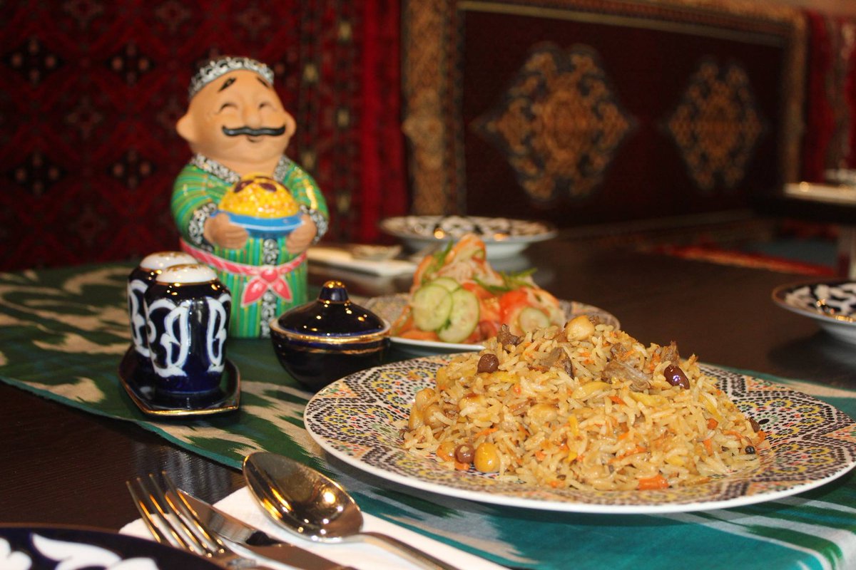 LaVerdaDubai's tweet photo. La Verda Suites &amp; Villa’s welcomes you to try the authentic dishes served at Uzbekistan Corner, Uzbekistan's signature dish is palov, a main course typically made with rice, pieces of meat, grated carrots and onions. Enjoy authentic Uzbek cuisine at La Verda.

#LaVerdaDubai https://t.co/0zNwymG2PQ