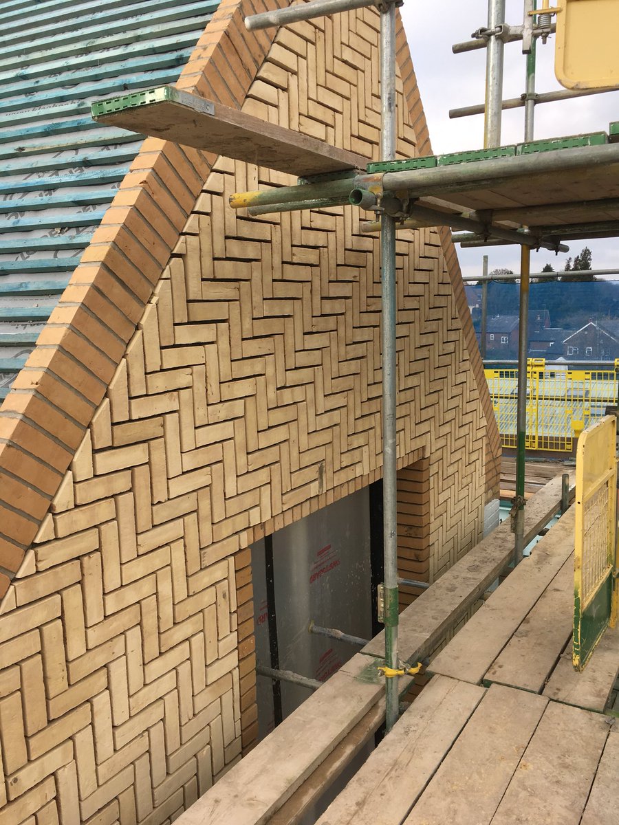 TilingJ's tweet photo. Outside Brickslips to Luxury Apartments #brickslips #ardex https://t.co/jGMzVr6TtW