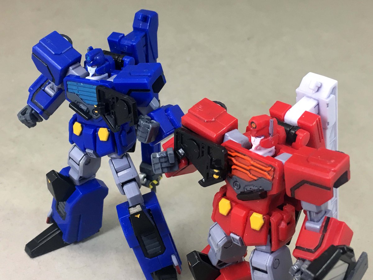 تويتر F A たちばな على تويتر 氷竜 炎竜 がシンメトリカルドッキングし 超竜神 完成 差替個所が増えて個々の下半身は丸ごと余剰扱い 上半身は外した手首も合わせ脛に内蔵される とはいえ左右分割の合体直前状態まで再現 それでいて合体時に腰を回せる