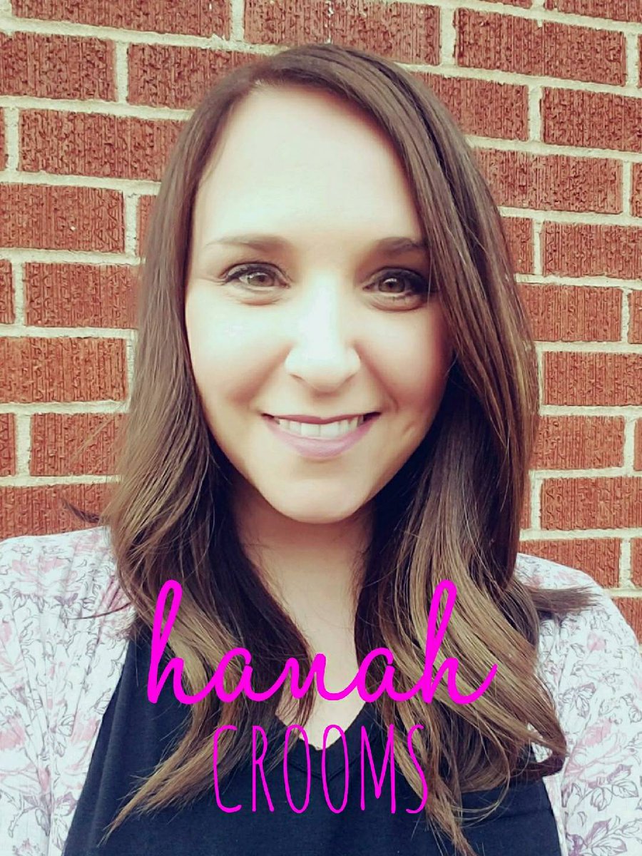 Frontierwf's tweet photo. We have the honor and pleasure of having our very own Hanah Crooms leading worship this morning! Make sure to watch live - https://t.co/CWqn9GXpNi! #frontierwf18 @Winterfest https://t.co/oSYgHLeeMb