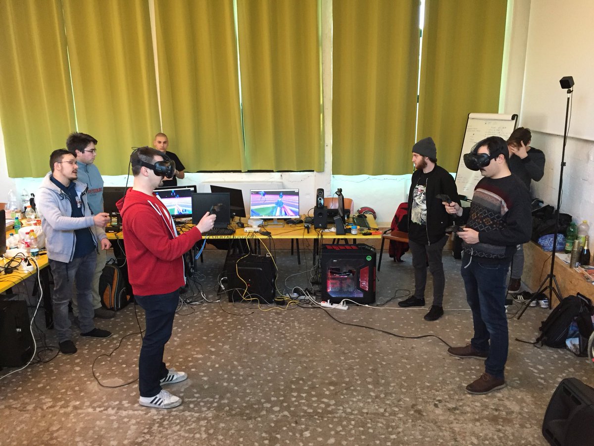 Indie_Toaster's tweet photo. Around 210 people at our local #GlobalGameJam2018 #GGJ18!
Amazing ideas flowing and plenty sperimentation!
#turingamejam #GGJ https://t.co/xApiSvHIns