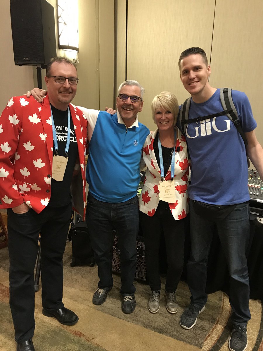 Amazing Job  watching <a href="/UnaUroy/">una roy</a> doing her first presentation at <a href="/IAOAlliance/">IAOA</a> to a packed room of 200 agents #innovat18n #sharing