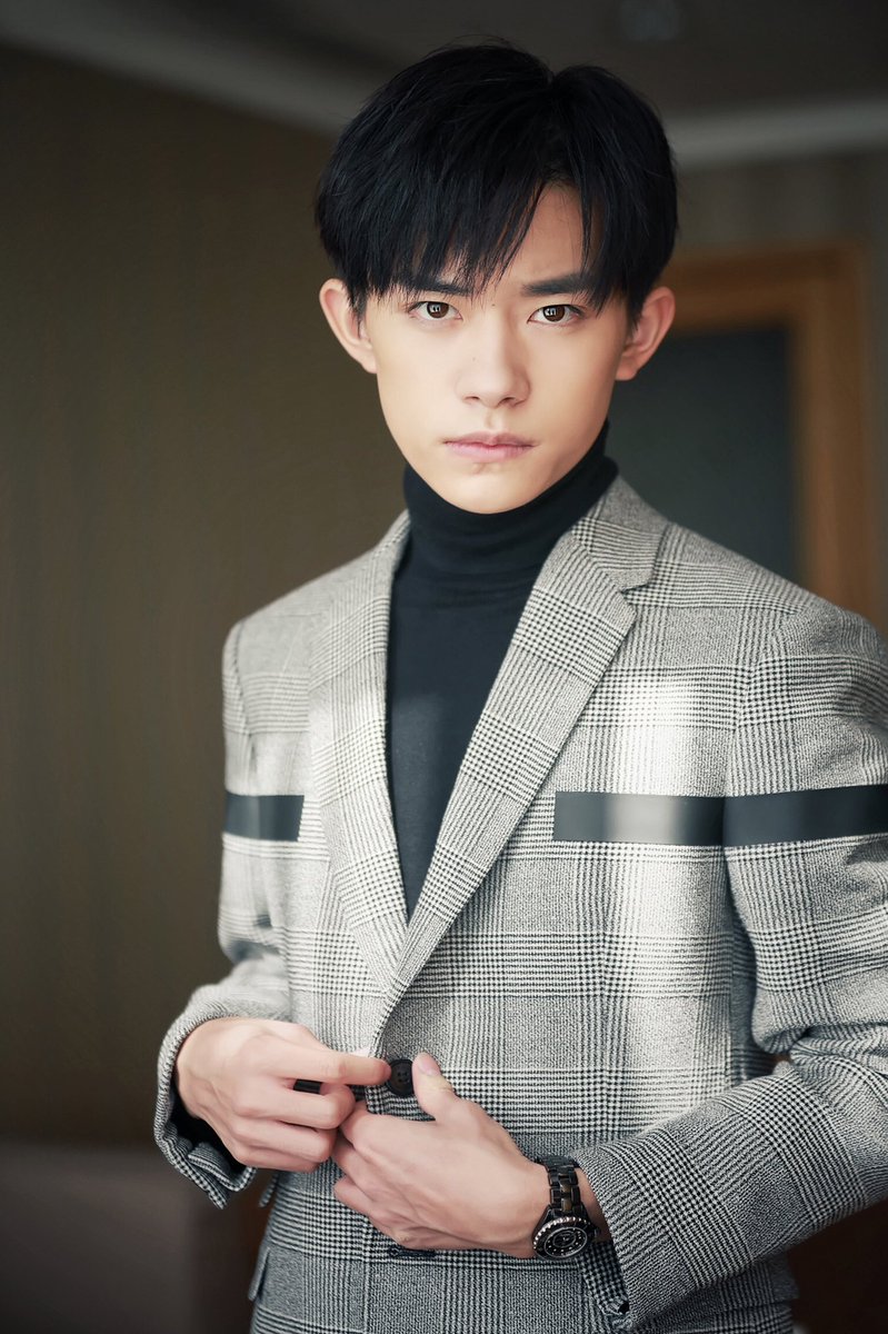 _sunshinedimple's tweet photo. 😍#JacksonYeeGrammys2018 https://t.co/qwCgpFXbFf
