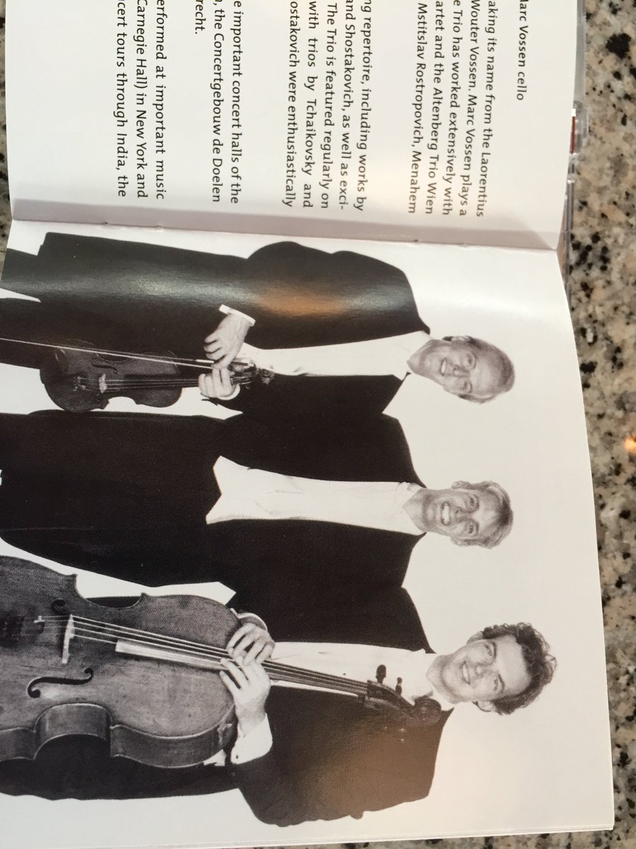 Genoten van <a href="/StorioniFest/">Storioni Festival</a> zaterdag in <a href="/MuziekgebouwEHV/">Muziekgebouw Eindhoven</a> mooi pianotrio van #dvorak (15 jr geleden ook al prachtig 😀 zie foto) Prachtige avond met bijzondere gasten !