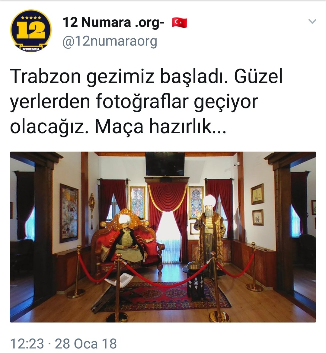 dikfutboll's tweet photo. Trabzon’u internetten gezen ergenler şuanda Trabzon’da resimdeki gibi bir güneş yok hava kapalı.Ayrıca müze pazar günleri kapalı şizofren kardeşler 😂😂 https://t.co/GV5AedFBYs