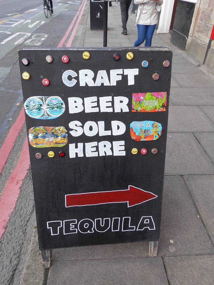 #edinburgh #craftbeer #bottleshops today.
No.1: <a href="/lupepintos/">Lupe Pintos</a> in Tollcross.
Great beers (try the Two Roads) and tortilla chips!

craftbeerlist.co.uk/listing/24-lev…