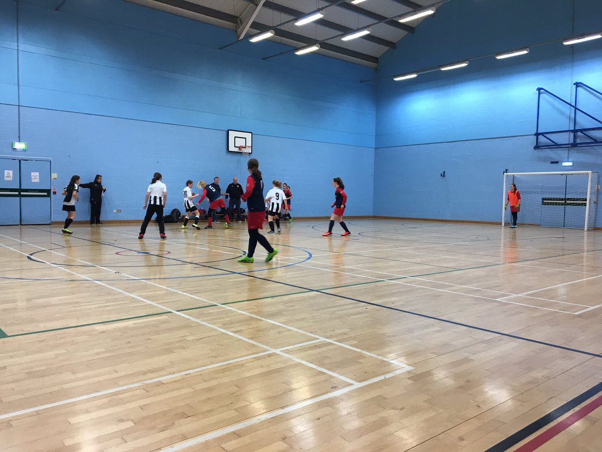 PuryActive's tweet photo. @glos_girl_footy @GlosGirlsCan #callinglive from 4th & final week of the @glos_girl_footy winter Futsal league. Late minute finish see a Ashton Keynes 3 V 3 Dursley #thisgirlcan @GlosGirlsCan https://t.co/UprajEZKgi