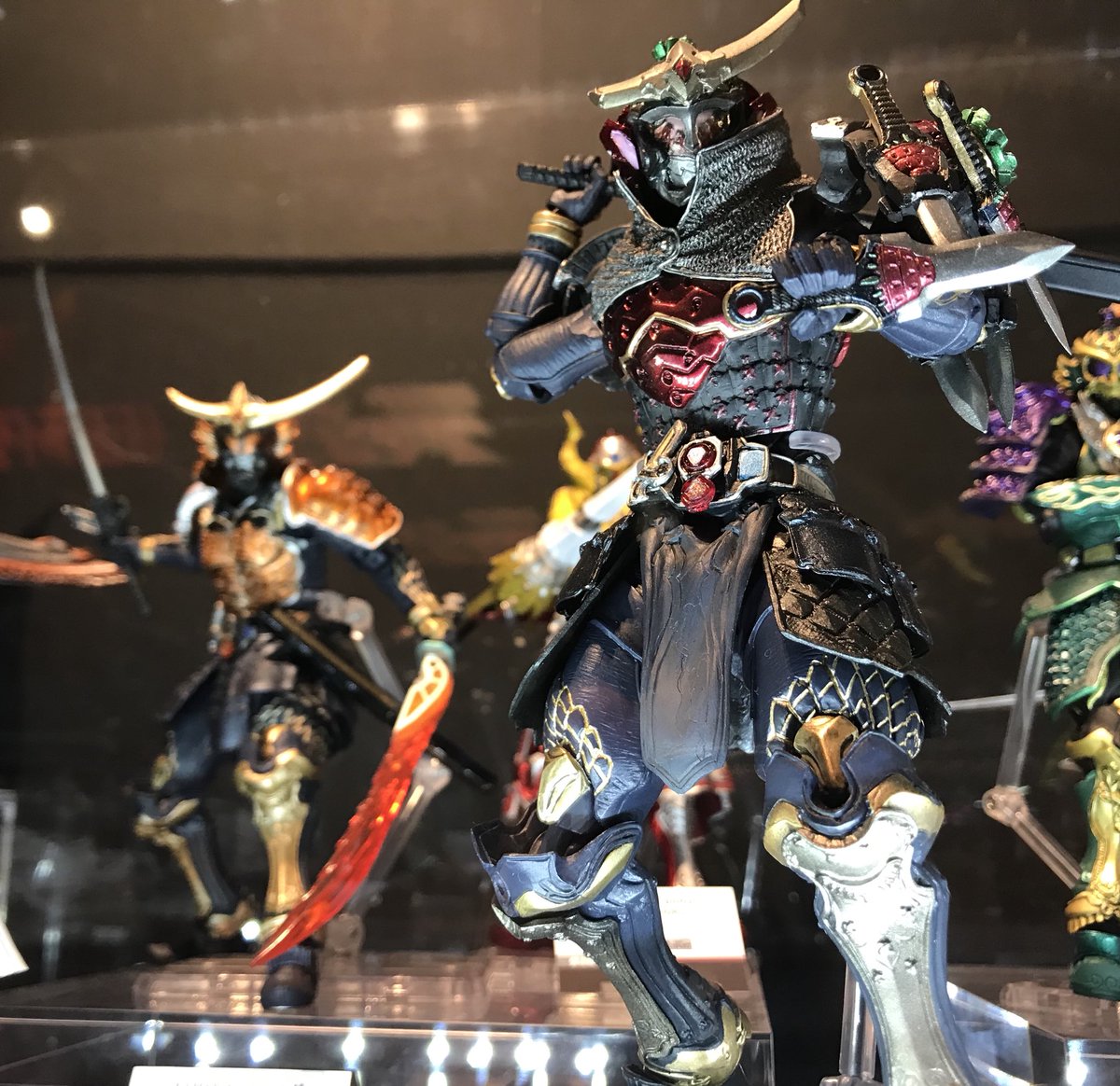 もういっちょ。 S.I.C.仮面ライダー鎧武 イチゴアームズ