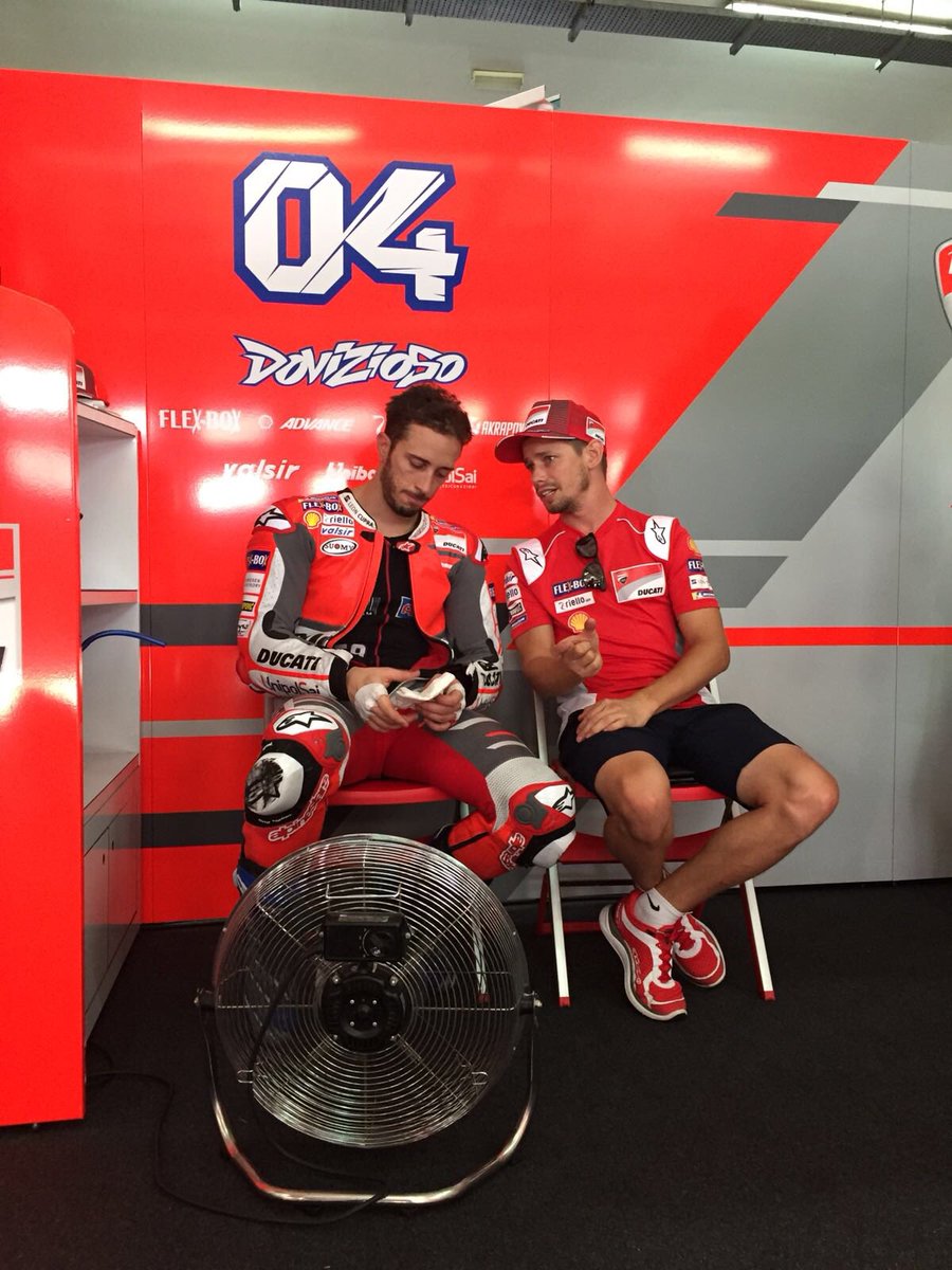 Official_CS27's tweet photo. With my work on track done, I spent the day working with the team in the box https://t.co/5VefweZjt8
