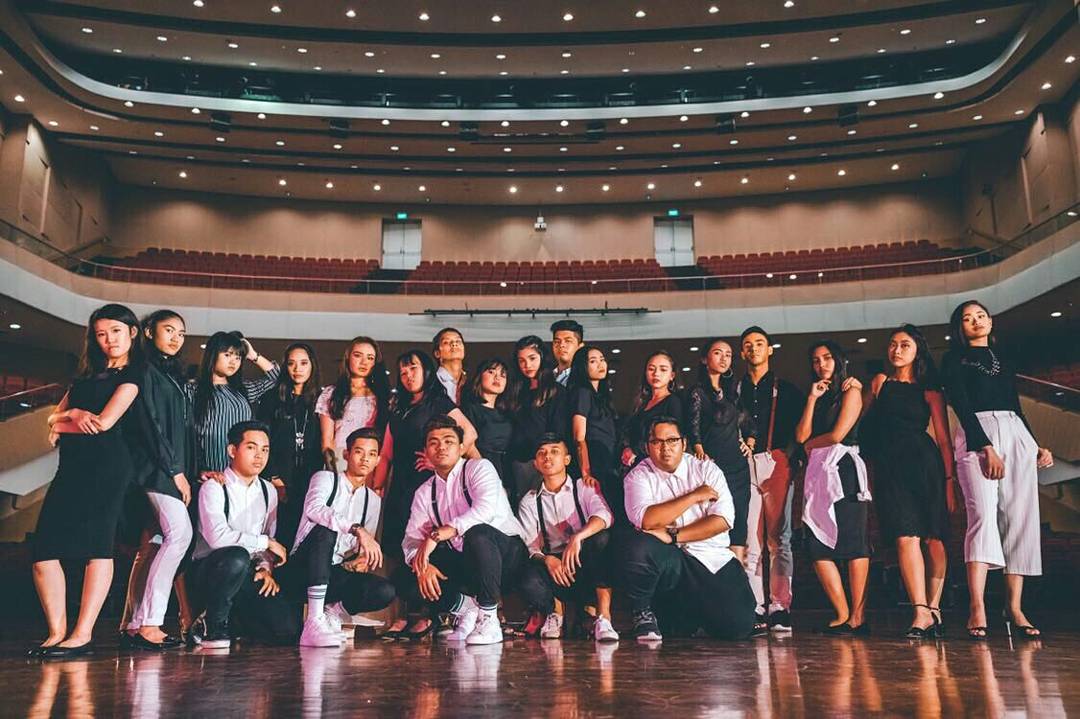 iteshowchoir's tweet photo. Hi everyone! We're still having auditions on this wednesday! Interested to join us? Do come down to ITE College Central CemTa, Block B level 4, on 31st January, 6pm! Excited to see all of you! To know more, don't hesitate to DM us! Open to All ITE Colleges! #ITEShowChoir https://t.co/bNzW5xx5Ci