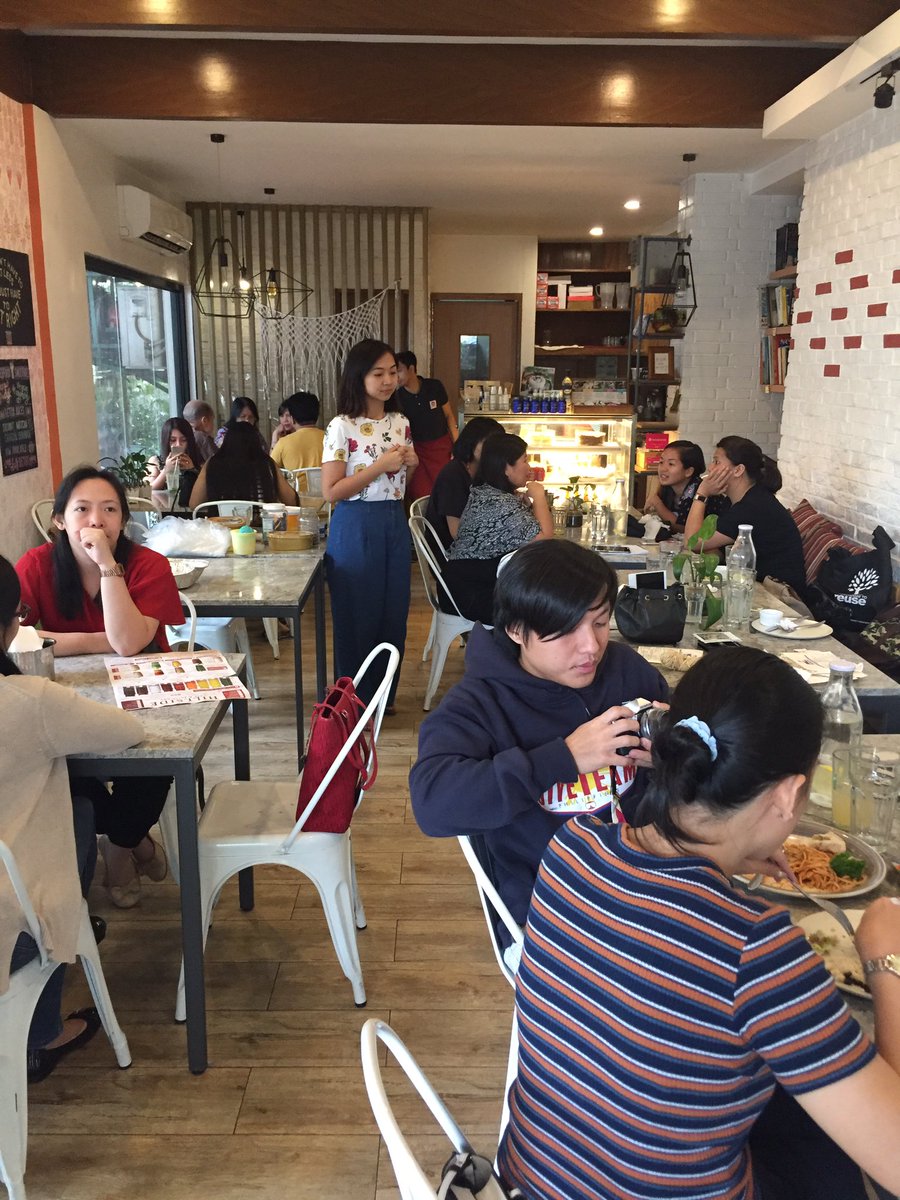 Hillside Cafe tweet media