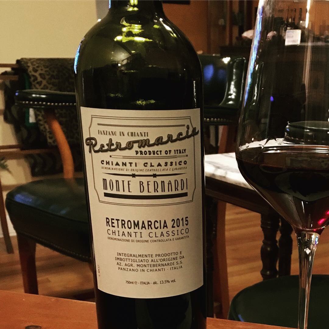 Monte Bernardi’s Chianti Classico Retromarcia rises above many competitors in the category. A sensational example of traditional Sangiovese. Cultivated in vineyards of galestro/sandstone/limestone. Brilliant. #italianwine #italy #tuscany #chianticlassico #panzano #sangiovese