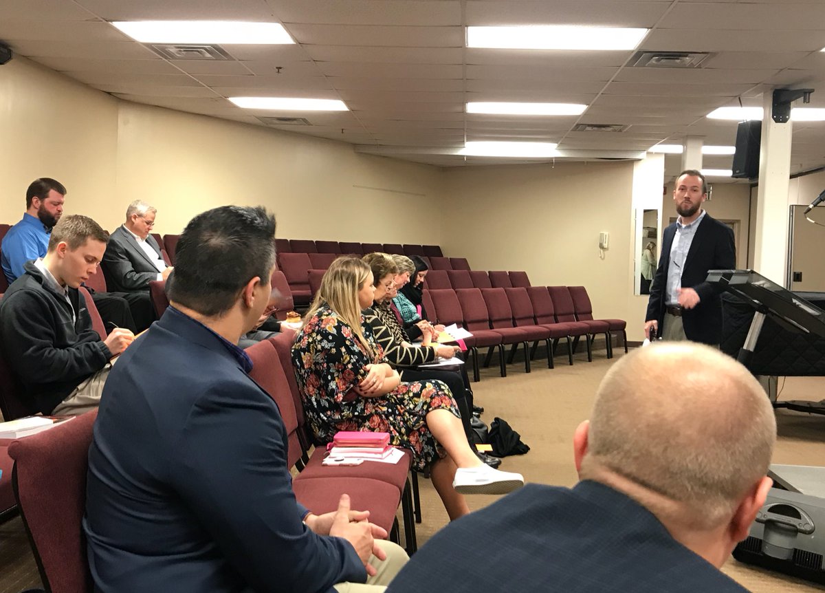SterlingLynn's tweet photo. Excited to grow in groups with @bpbc new adult groups director, Andrew Southernland @ACSoutherland11 , who will lead all βgrow in a groupβ leaders here at our church. #DiscipleOneAnother #ReachAndRaise https://t.co/vS2w7MO8kG