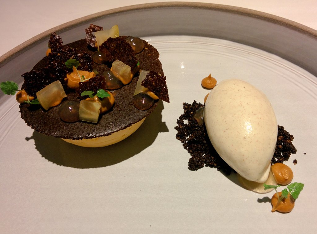 Chef <a href="/thomekas/">Tomas Lidakevicius</a> displaying his talent at the Peninsula restaurant @InterConTheO2 #Greenwich