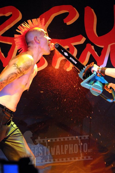 circusinsane's tweet photo. @ReverbNation Check out Circus Insane, the World's most extreme circus. No illusions. No fake blood. https://t.co/oMhFp3FRNu https://t.co/YOaFA1dhnx